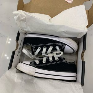 white converse toddler size 6